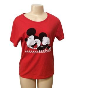 𝅺DISNEY Women Short Sleeve Tee Size L 11-13 Red